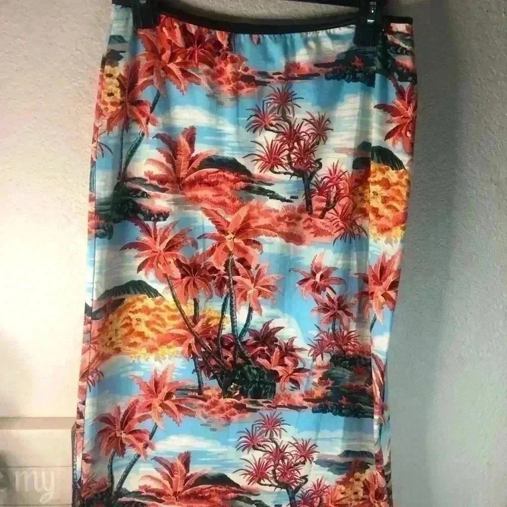 Central Park West Hawaiian stretchy skirt sz M - Picture 2 of 4
